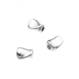 Perles rectangulaires torsadées 7,5mm trou 2,5mm (20pcs)