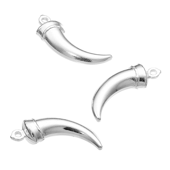 18mm horn charms with ring (3pcs)