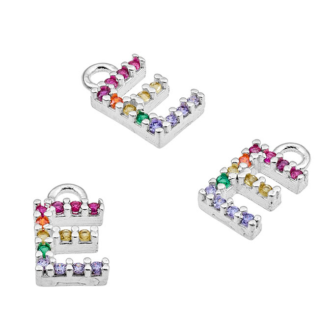 Breloques 7mm lettre E zirconiums multicolores avec anneau (1pc)