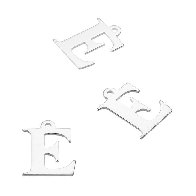 Breloques lettre E, 7mm avec trou (10pcs)