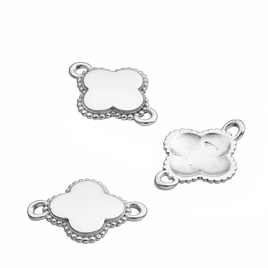 White Rhodium – 12mm engravable hollow clover pendant, beaded edge with 2 rings (1pc)